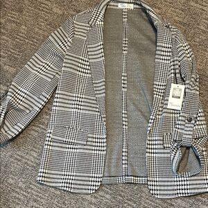 NWT: 89th & Madison Monochrome Houndstooth Blazer